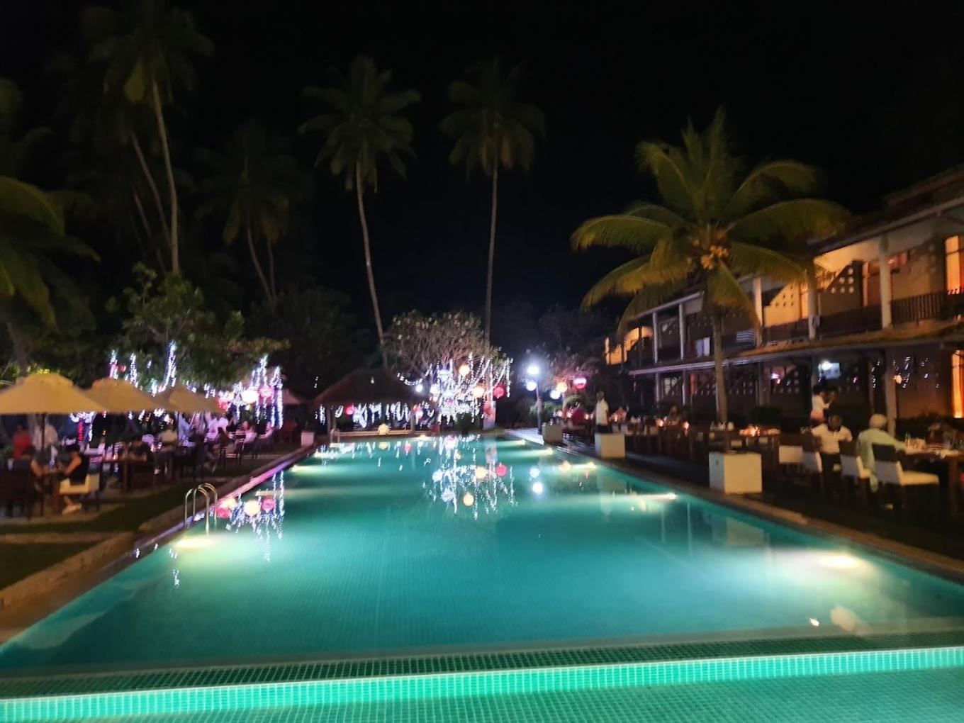 Paradise Beach Club Mirissa Exterior foto